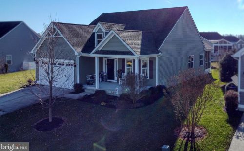 18812 Riverwalk Dr, Milton, DE 19968-3321