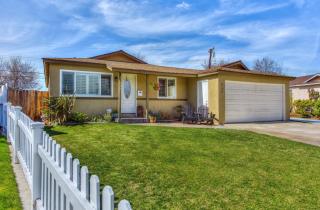 404 James St, Orange, CA 92869-2808