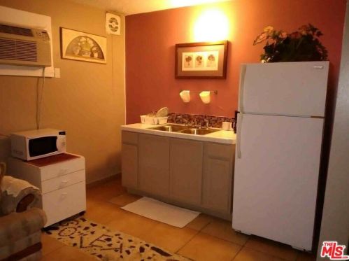 11220 Palm Dr, Desert Hot Springs CA 92240-2598 exterior