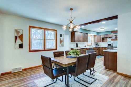 5388 Shore Dr, Eau Claire WI  54703-2073 exterior