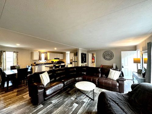 36 Cedar St, Hinsdale NH  03451-2427 exterior