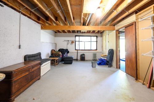 121 Ladd Hill Rd, Belmont NH  03220-3009 exterior