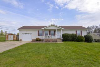 1284 Barbee Ln, Clarksville, TN 37042-4691