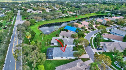 11652 Castellon Ct, Boynton Beach FL  33437-4085 exterior