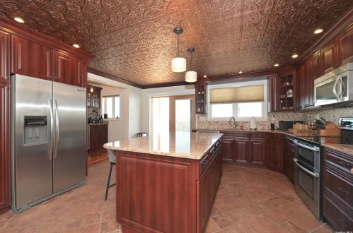 429 Cross Bay Blvd, Far Rockaway NY  11693-1056 exterior