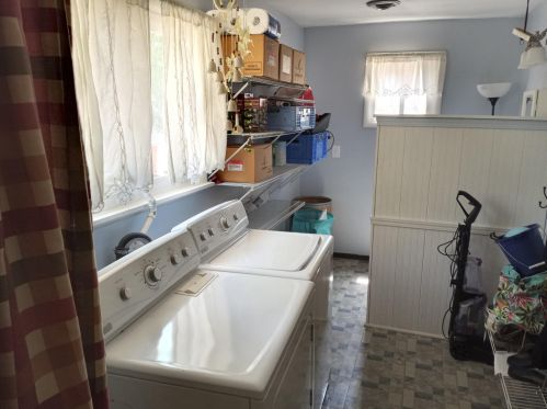 88 Richardson Ave, London OH  43140-1330 exterior