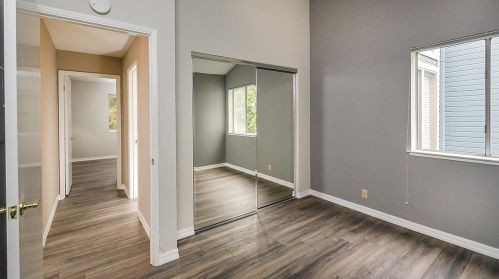 711 Portwalk Pl, Redwood City CA  94065-1811 exterior