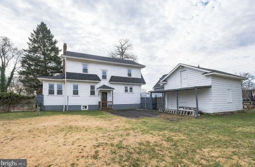 15 Lehigh Ave, Gloucester NJ  08030-1304 exterior