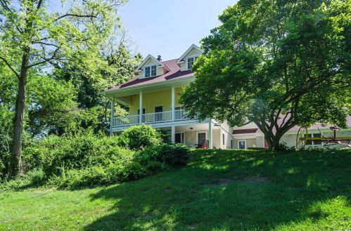 5 Milmohr Ct, Northport, NY 11768-3434