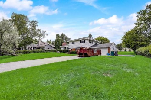 11315 Glenbrook Ln, Thiensville, WI 53092-3113
