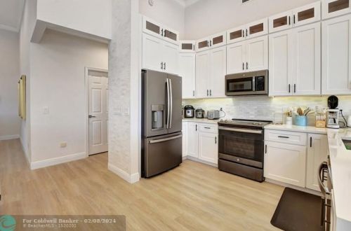 10595 Stonebridge Blvd, Boca Raton FL  33498-2002 exterior