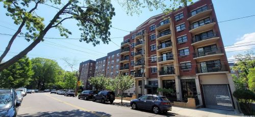 143-41 84th Dr, Jamaica, NY 11435-2411