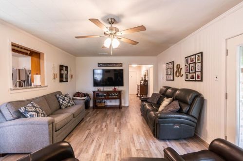 906 Lakewood St, Greenville TX  75401-2144 exterior