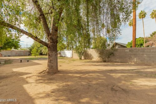 5061 Avalon Dr, Phoenix, AZ 85031-3532