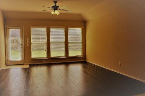 2753 Cresent Lake Dr, Oak Point TX  75068-7349 exterior