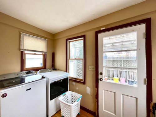 643 Yeoman St, Washington Ch OH  43160-2138 exterior