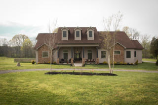 5050 Hawk Hill Way, Maryville, TN 37801-3554