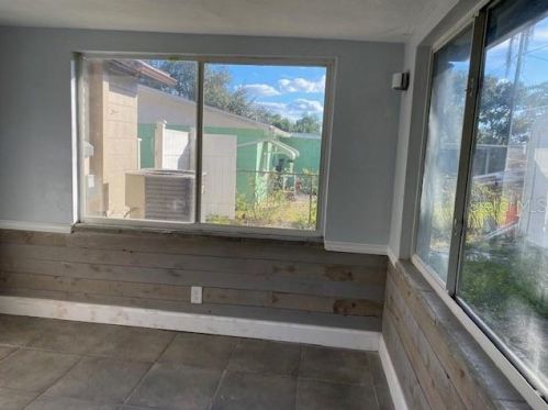 3927 Saturn Dr, New Port Richey FL  34652-6180 exterior