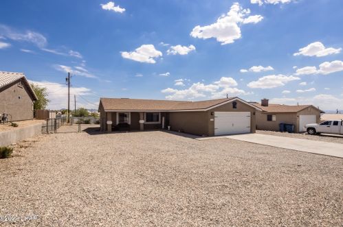 2770 Havasupai Blvd, Lake Havasu City, AZ 86404-2635