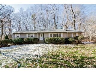 386 Wildwood Dr, Orange, CT 06477-1623