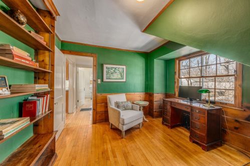 1919 Church St, Milwaukee WI 53213-2129 exterior