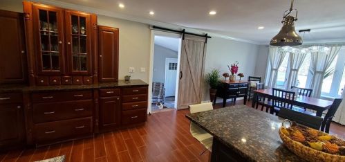 169 Sayles Hill Rd, Lincoln, RI 02865-8255