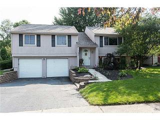 2077 Bromford Rd, Maumee, OH 43537-1104