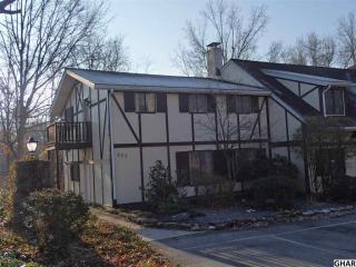 922 Rhue Haus Ln, Hummelstown PA  17036-9747 exterior