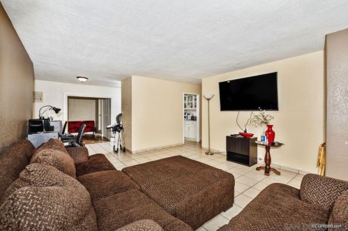 503 Sunnyside Ave, San Diego, CA 92114-4943