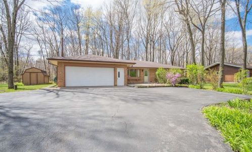 1947 Birch Ter, West Bend, WI 53090-8909
