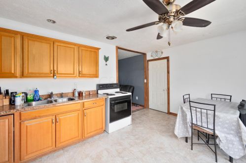 2939 Craven Dr, Marion OH 43302-8675 exterior