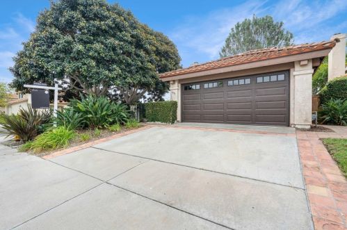 4193 Sturgeon Ct, San Diego, CA 92130-2145