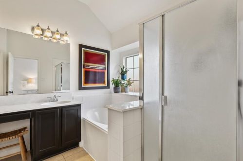 1424 Suzanne Dr, Allen TX  75002-5881 exterior