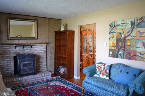 15 Big Horn Ave, Navy Sup Dpt, PA 17055-5516
