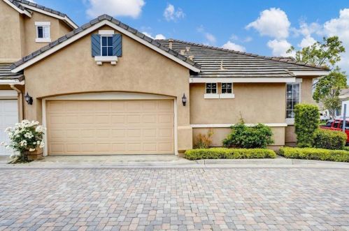 80 Seacountry Ln, Trabuco Canyon, CA 92688-5524