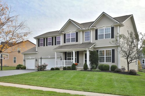 6276 Fox Hollow Dr, Galena, OH 43021-8114