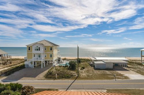 433 Gorrie Dr, Saint George Island FL  32328-3012 exterior