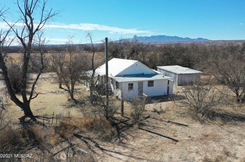 214 Old Mill Rd, Mescal, AZ 85602-5600