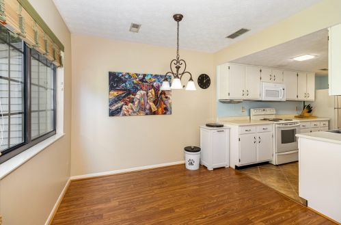 1584 Englewood Pl, Florence KY  41042-7082 exterior