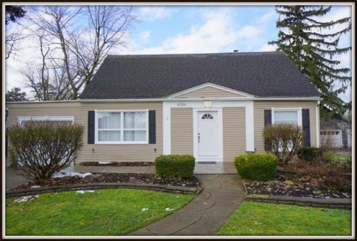 4344 Shimerville Rd, Clarence, NY 14031-1831