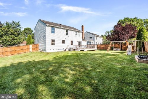 2609 New Banner Ln, Herndon, VA 20171-2660
