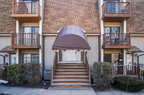54 Mountain Rd, New Britain, CT 06053-3482