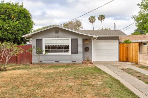 528 Grand St, Orange, CA 92866-2706