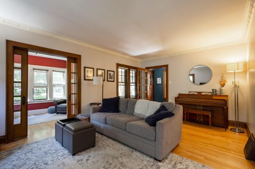 2410 Menlo Blvd, Milwaukee, WI 53211-2610