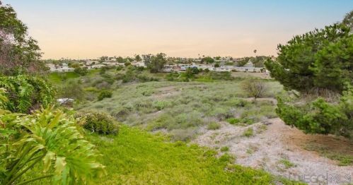 2944 Mobley St, San Diego CA 92123-3038 exterior