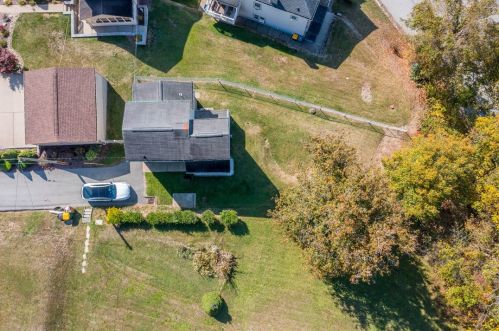 683 1st Ave, Bridgeville PA  15017-1341 exterior