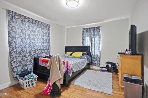 231 Roosevelt Ave, Oxnard CA  93030-0054 exterior