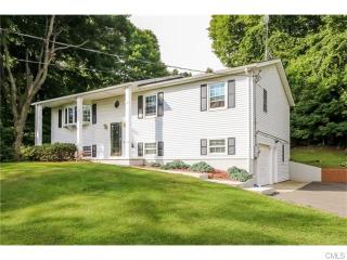 36 Gate Rd, Danbury, CT 06811-3624