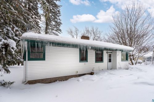 541 Anderson Rd, Duluth MN  55811-5403 exterior