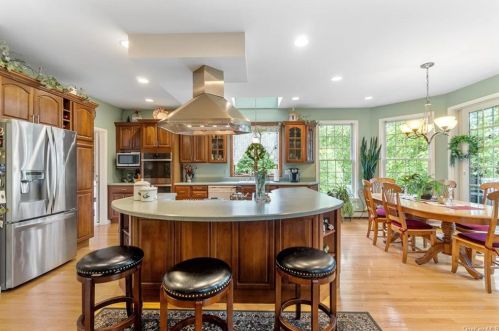 273 Mt Orange Rd, Middletown NY  10940-6771 exterior